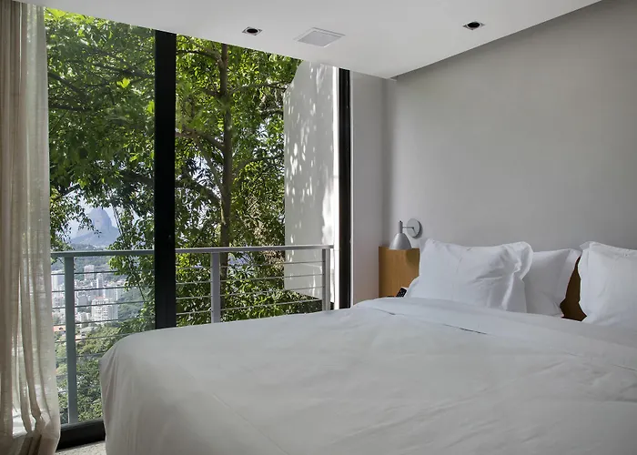 Standard King Suite
